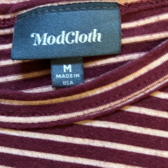 ModCloth striped long sleeved knit top with full bishop sleeves - Picture 3 of 3